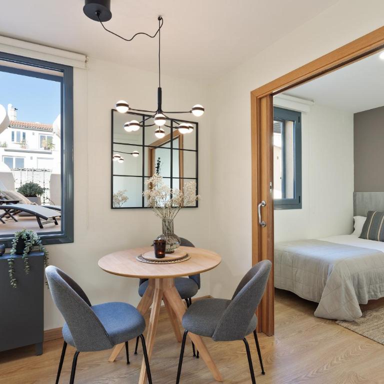 Apartments Barcelona & Home Deco Eixample - Two-Bedroom Penthouse Apartment - 9