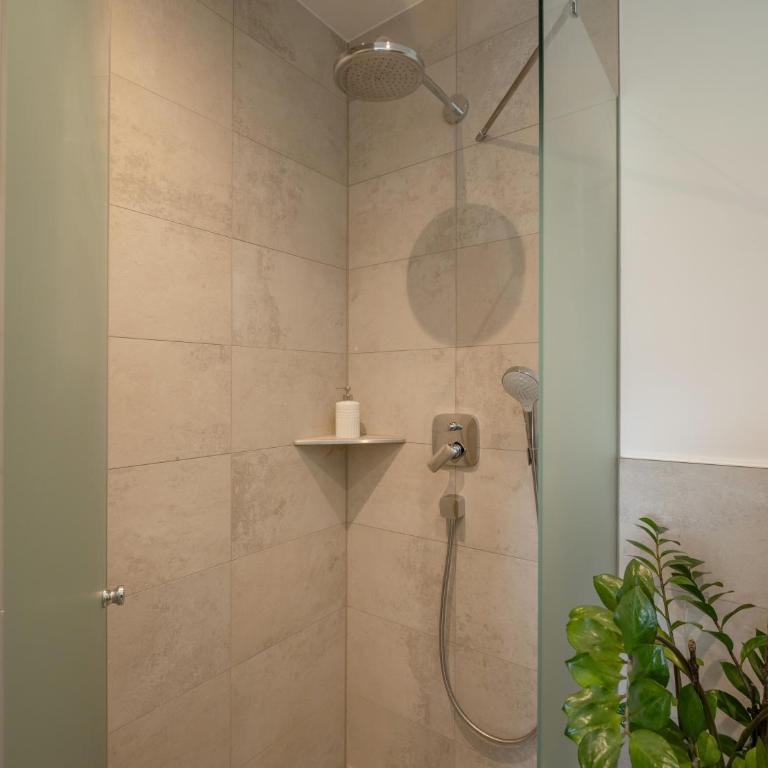 Samer Apartments - Apartment mit 2 Schlafzimmern und Dusche - 17
