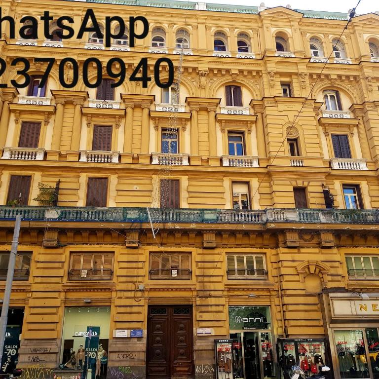 Napoli central - Double Room with Private Bathroom - 53