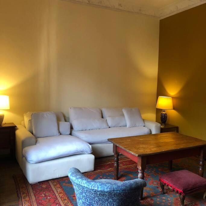 Apartamento de estilo en edificio patrimonial - Apartamento de 3 dormitorios - 8