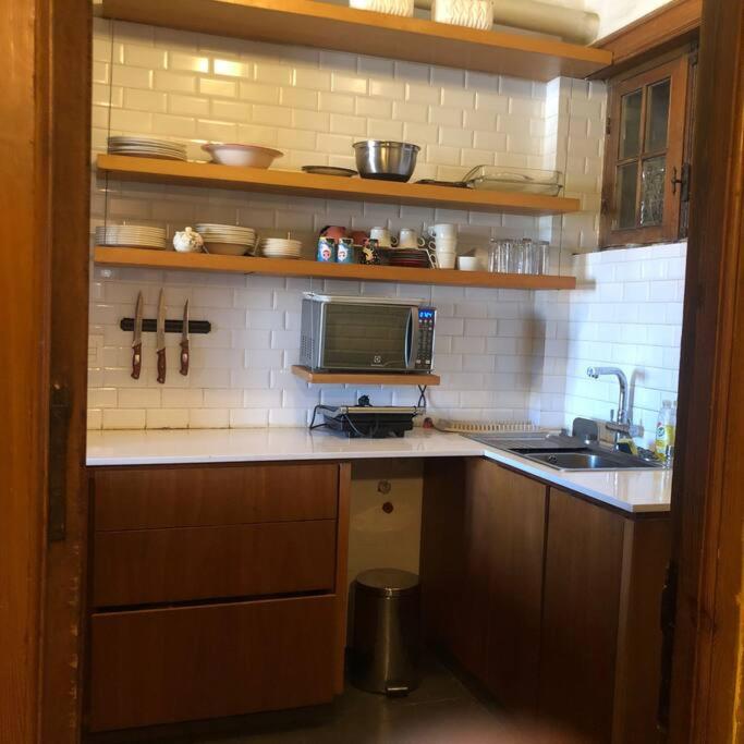 Apartamento de estilo en edificio patrimonial - Three-Bedroom Apartment - 11