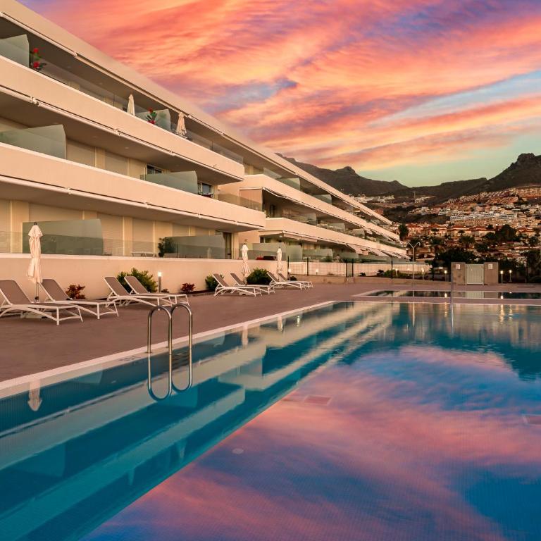 Modern new apartment Las Terrazas de Costa Adeje. Heated pool, big terrace and private parking - Apartamento de 2 dormitorios - 43