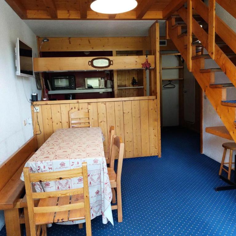 Résidence Tournavelles - Appartement 4 pièces 8/10 personnes en duplex, avec vue sur les pistes, skis aux pieds et proche des commerces dans le village d MAE-1865 - Appartement - 1