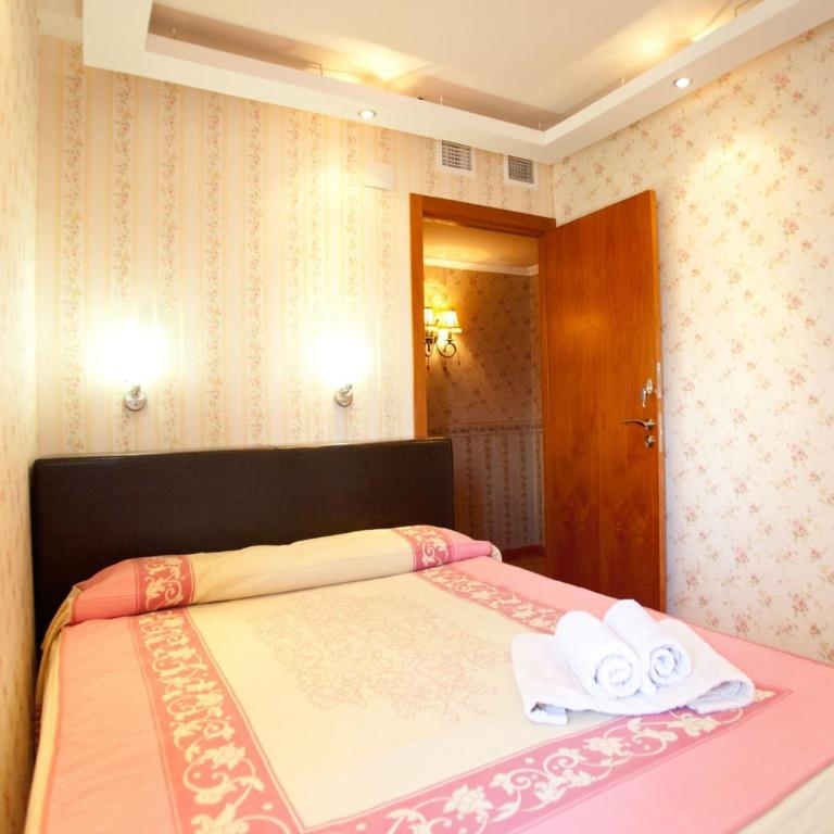 Bed and Breakfast en Salou - Habitación Doble Deluxe con balcón - 6