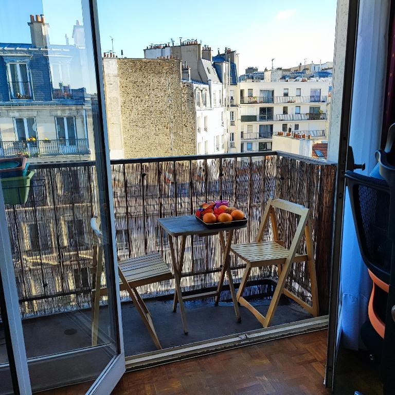 Studio COSY et SPACIEUX AVEC EMPLACEMENT IDEAL - Appartement 1 Chambre - 16