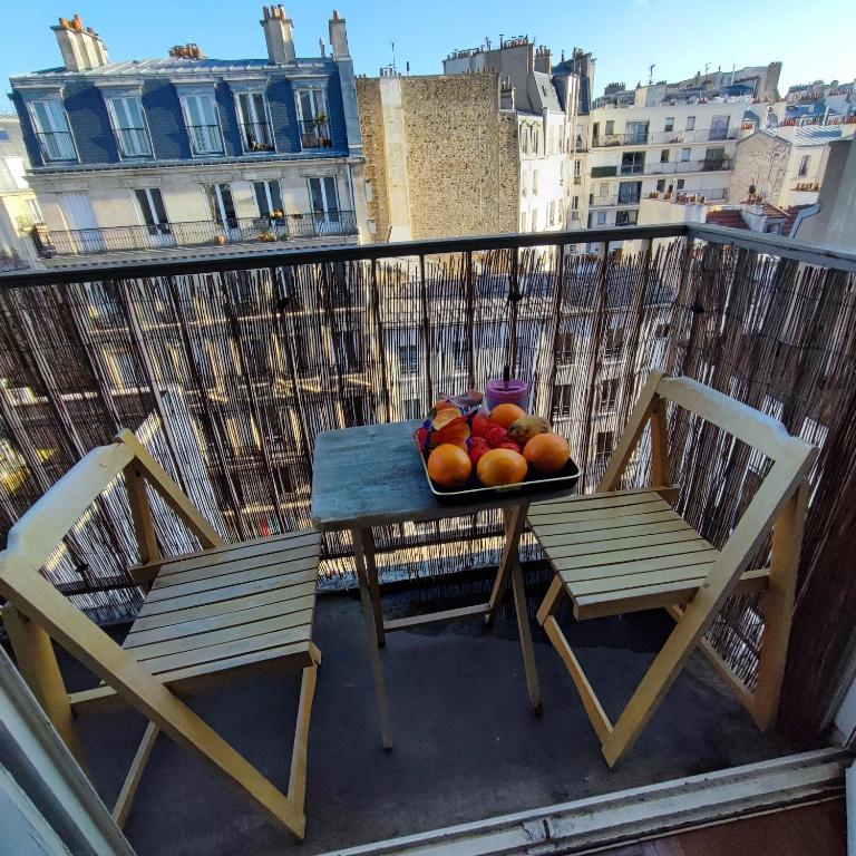 Studio COSY et SPACIEUX AVEC EMPLACEMENT IDEAL - Appartement 1 Chambre - 1
