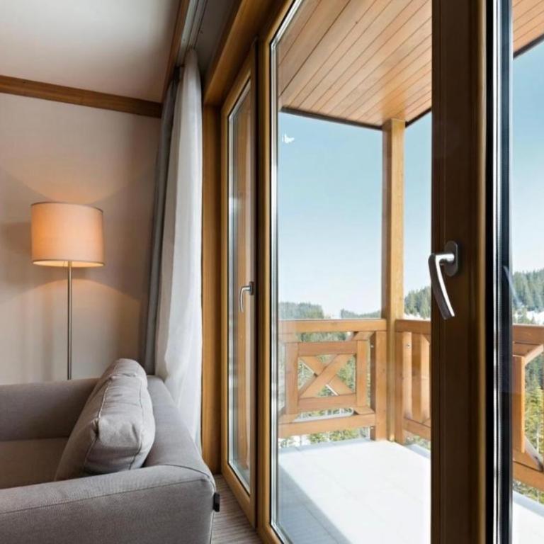 Private Apartment B327 Aparthotel Vucko - Three-Bedroom Apartment - 1