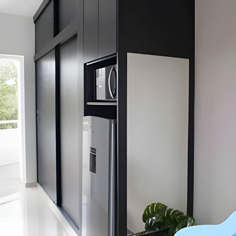 Minimalist Studio with Pool and FREE Scooter - Apartamento - 17