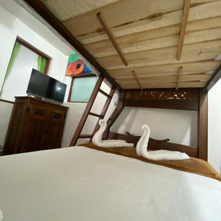 Hospedaje casa Chisakui- Acogedora Casa en Villa de Leyva - Habitación Triple Básica con baño compartido - 16