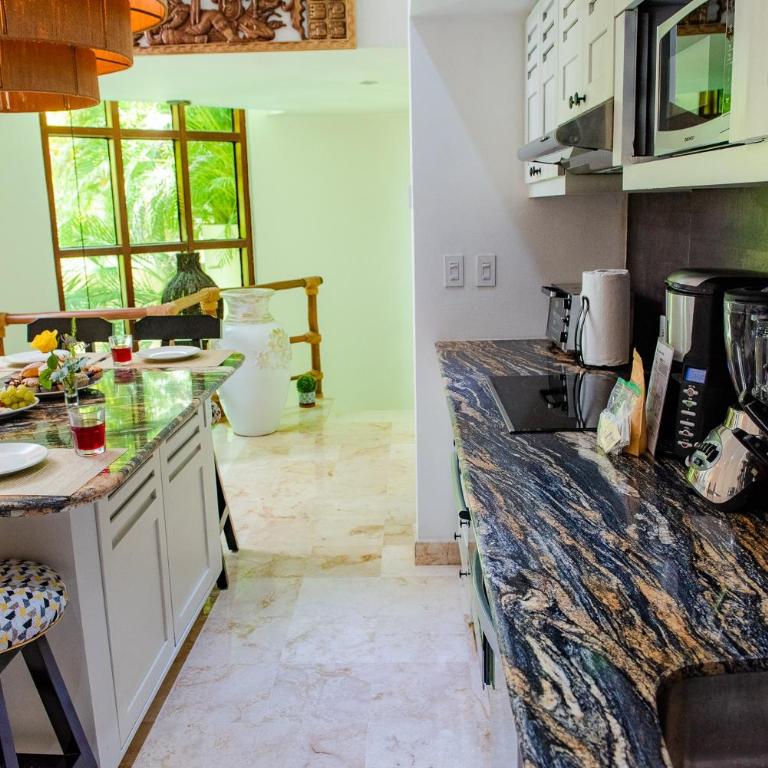 Maya Villa Condo Hotel and Beachclub - Apartamento de 3 dormitorios - 3