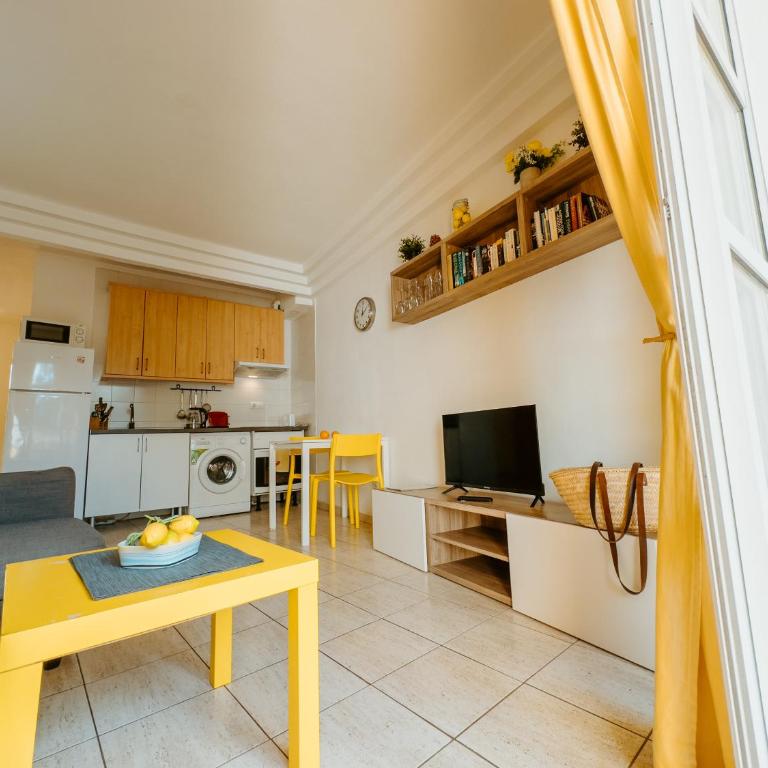 Sunshine by the ocean 1BR apartment COSTA ADEJE by Aqua Vista Tenerife - One-Bedroom Apartment - 33