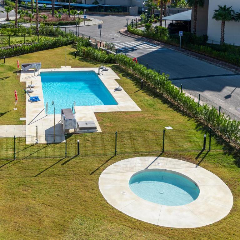 Serenity in Style: Luxury La Cala Golf Getaway - Apartamento de 2 dormitorios - 16
