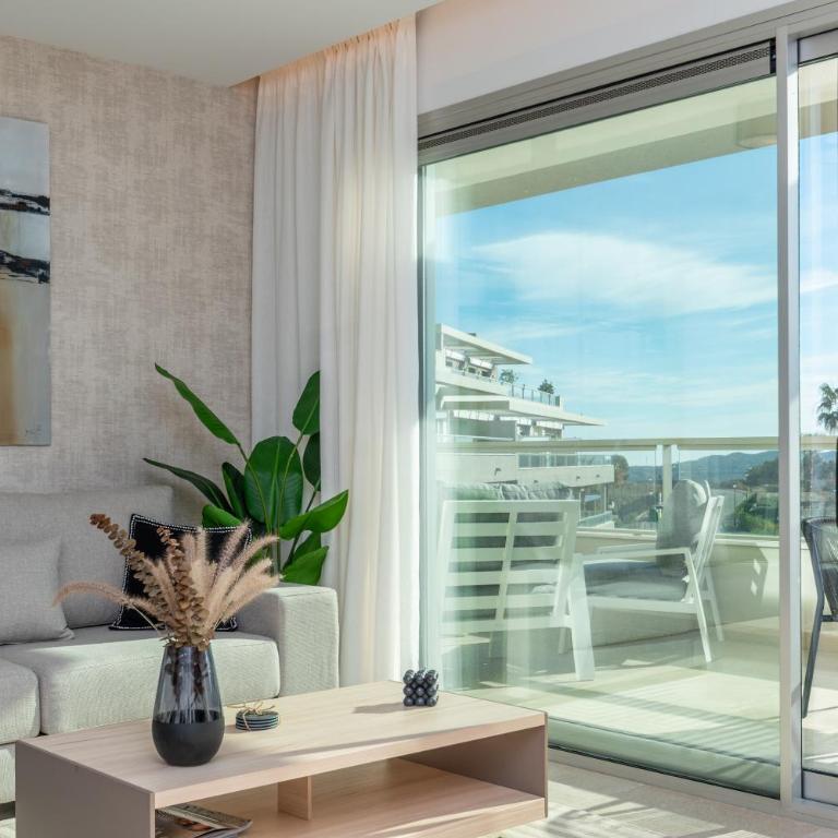 Serenity in Style: Luxury La Cala Golf Getaway - Apartamento de 2 dormitorios - 7