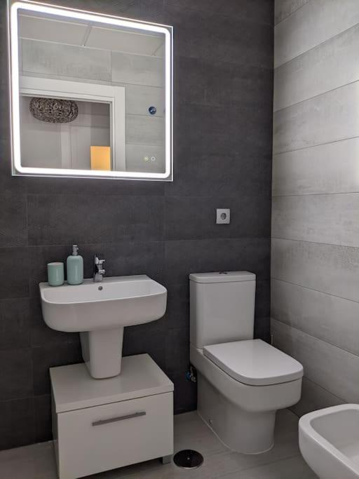 Historical center flat with pool, tennis & parking - Apartamento de 2 dormitorios - 15