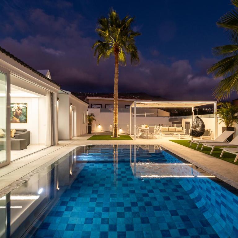VILLA NICOLE wifi, gym, Heated Pool - Casa - 4