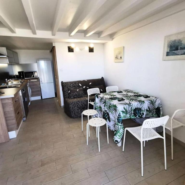 Résidence Grande Bleue - VILLA T1 CAB MEZZ 6 couchages PORT LEUCATE MAE-5274 - Maison de Vacances - 1
