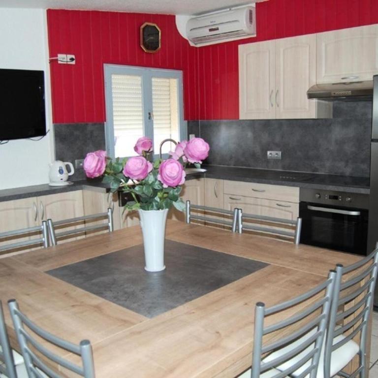 Résidence Rue De La Jonquiere - 4 Pièces 8 couchages PORT LEUCATE MAE-7484 - Appartement - 1