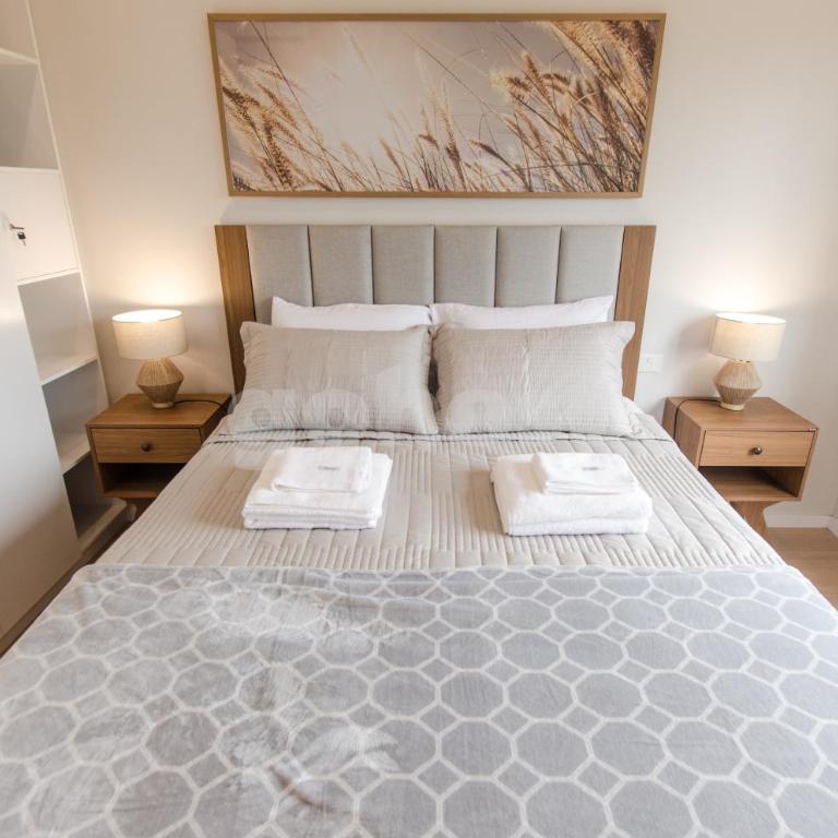 Modern 2 bedroom apartment near Paseo La Galeria - Apartment - 15