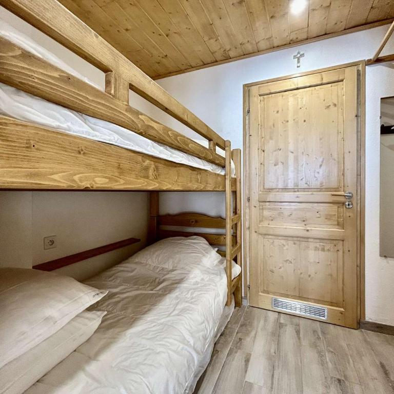 Studio rénové, 4 couchages, proche pistes et commerces - Appartement 1 Chambre - 6