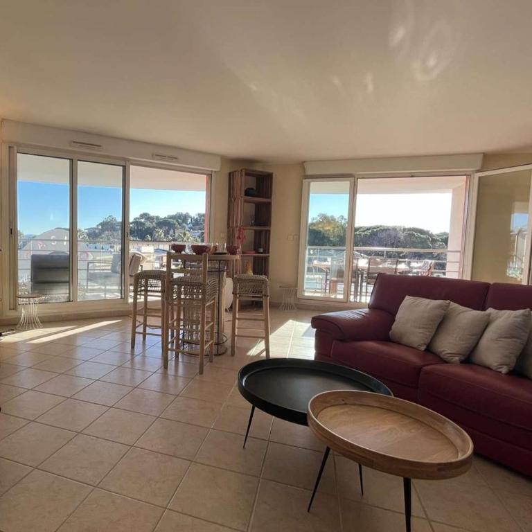 Cavalaire: Spacieux T4, 2 Terrasses, Clim, Parking, Animaux Acceptés - FR-1-226B-180 - Appartement - 7