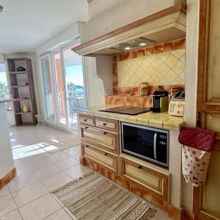Cavalaire: Spacieux T4, 2 Terrasses, Clim, Parking, Animaux Acceptés - FR-1-226B-180 - Appartement - 12