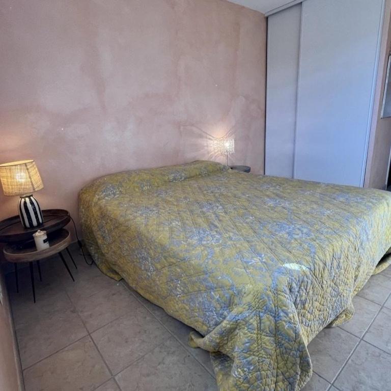 Cavalaire: Spacieux T4, 2 Terrasses, Clim, Parking, Animaux Acceptés - FR-1-226B-180 - Appartement - 20