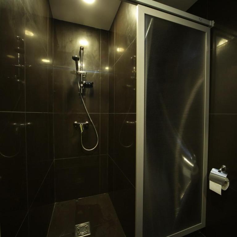 Agent Lux Apartments - Deluks Dvokrevetna Soba s Bračnim Krevetom (2 odrasle osobe + 1 dete) - 6