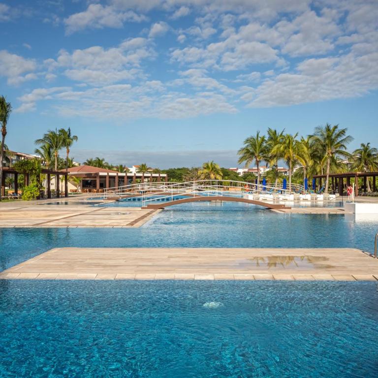 Casa Mia 3 bedroom At Mareazul apts - Four-Bedroom Apartment - 74