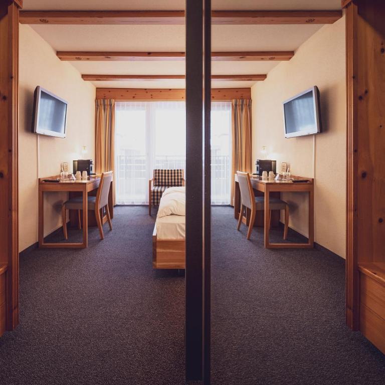 Mountain Plaza Hotel - Classic Doppelzimmer mit Balkon - 4