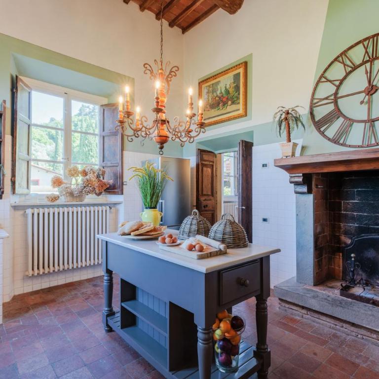 Villa Borbone in Pieve S. Stefano, Lucca - Villa con Piscina Privata - 25