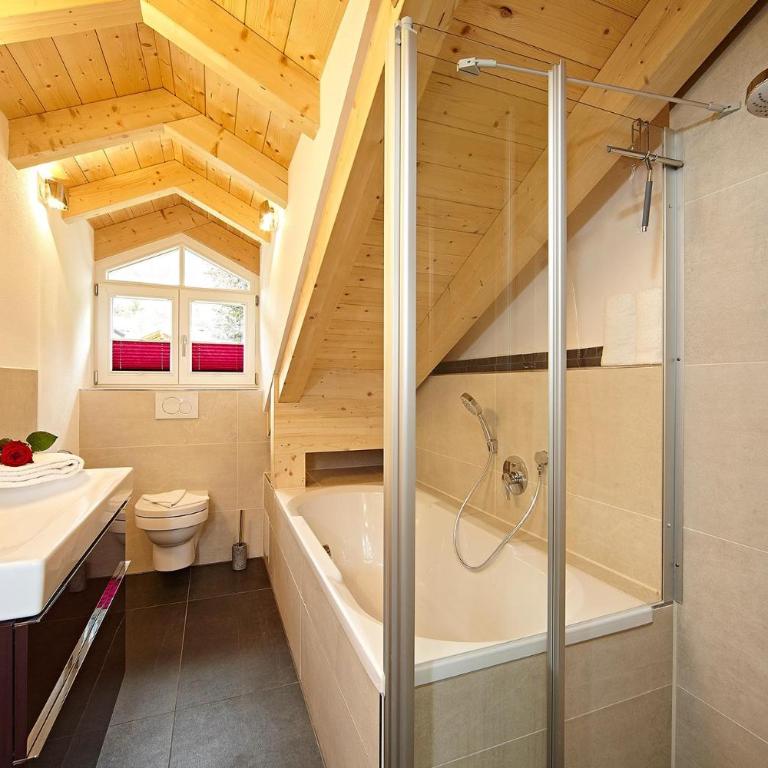 Ferienwohnung Hirschbergblick - Apartment mit 1 Schlafzimmer und Badezimmer - 3