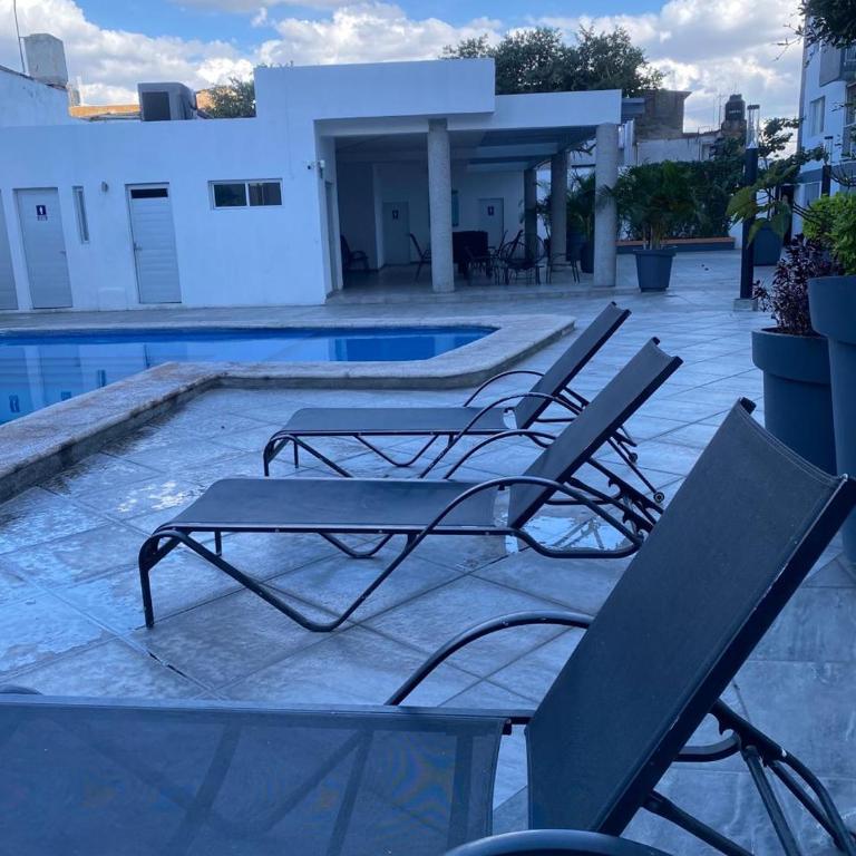 Centro hist único con balcon hermosa vista a la ciudad Aa Pool Sec24h Parking free Gym - Three-Bedroom Apartment - 40