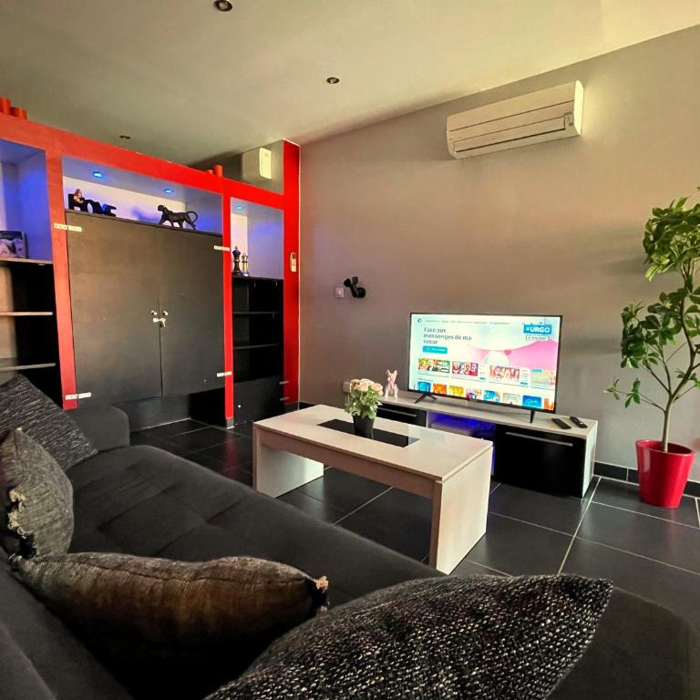 L'instant Moderne Centre-ville Parking Gratuit - Appartamento con 1 Camera da Letto - 11