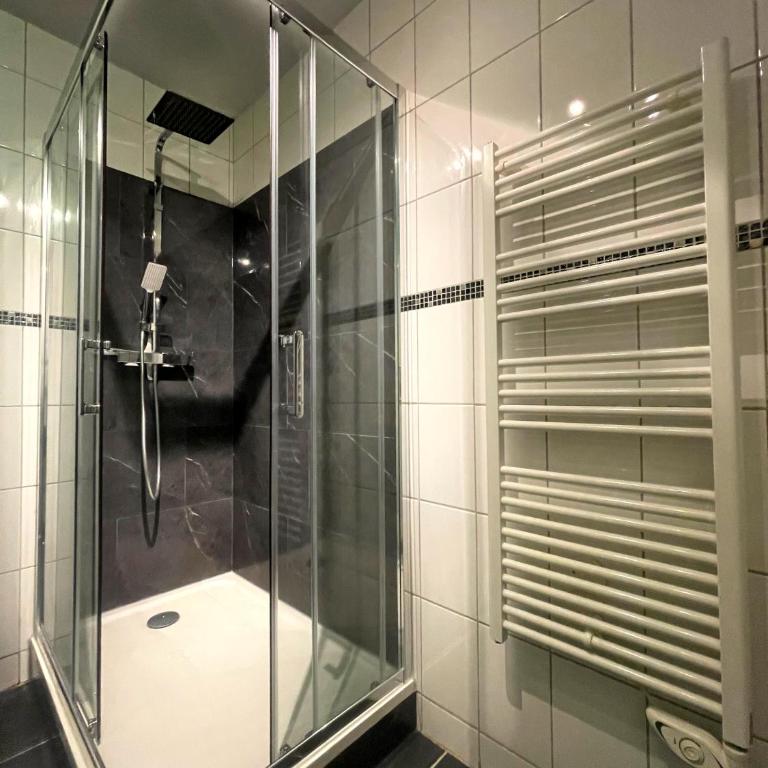 L'instant Moderne Centre-ville Parking Gratuit - Appartamento con 1 Camera da Letto - 13
