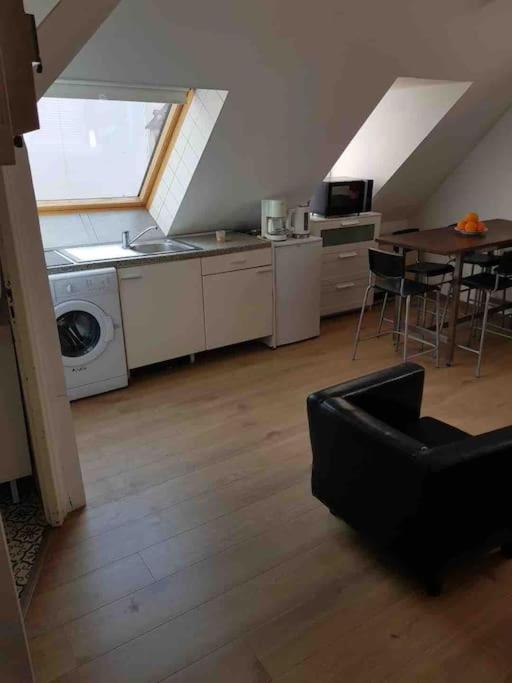 P55 LOCATION MOBILITÉ Contrat 1 MOIS MINIMUM 3 pièces lumineux - Appartamento con 2 Camere da Letto - 9