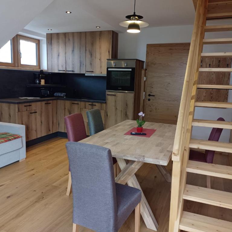 Chalet Leni - Apartment mit Blick auf die Berge - 10