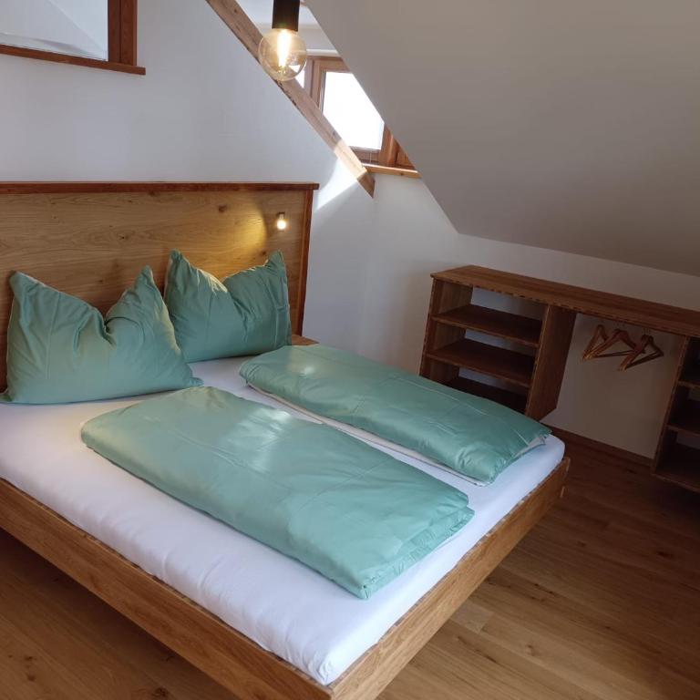 Chalet Leni - Apartment mit Blick auf die Berge - 13