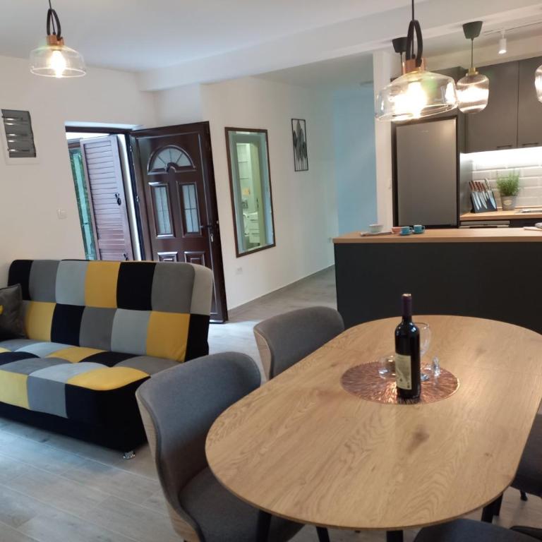 Pool Villa Topla - Two-Bedroom Villa - 10