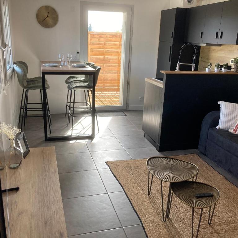 Les Mirandelles - vue/accès lac - Apartment mit 1 Schlafzimmer - 4