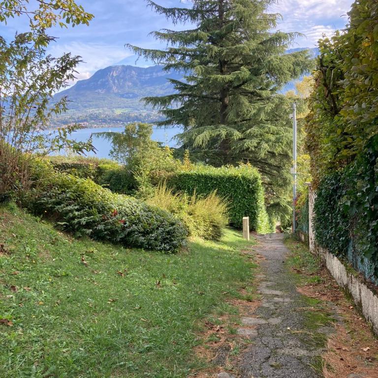Les Mirandelles - vue/accès lac - Apartment mit 1 Schlafzimmer - 16