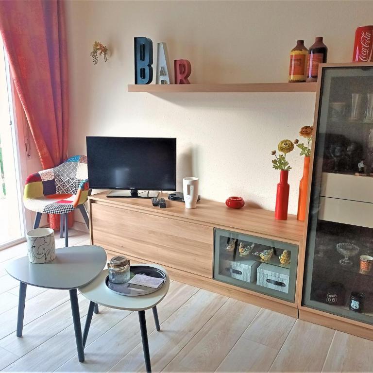 Apartamento Confortable en Roses, Playa a 20m, Terraza Amplia - ES-258-29 - Apartamento - 4