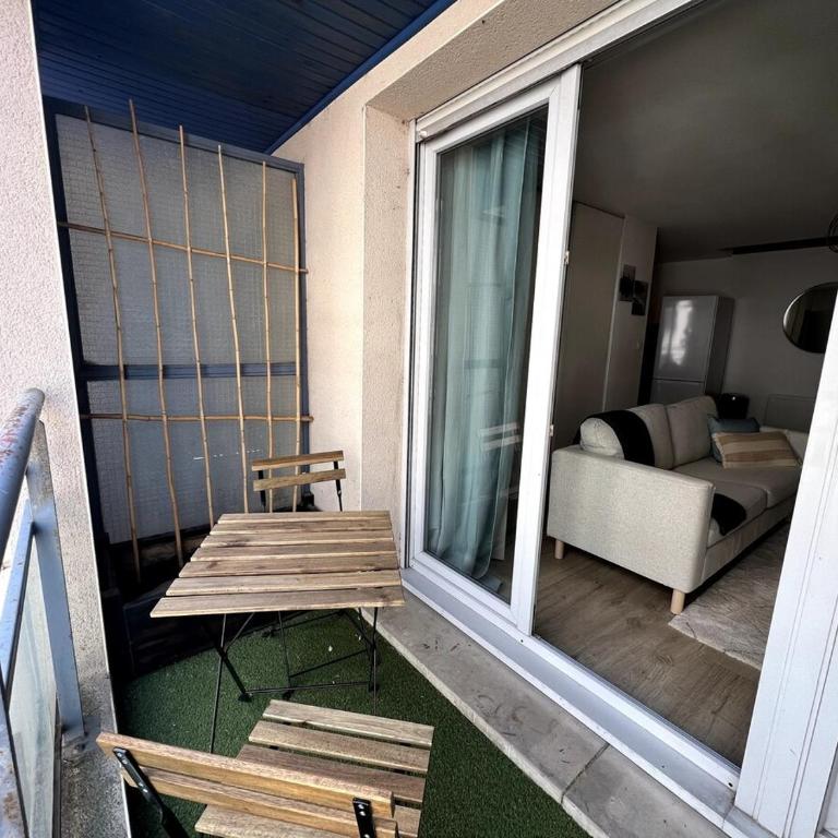 Beau T3 - Stationnement privé - Appartamento con 2 Camere da Letto - 5