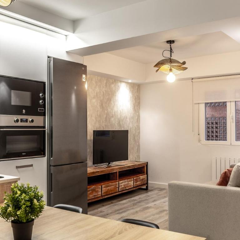 Bilbao Park III with parking by Aston Rentals - Two-Bedroom Apartment - 2