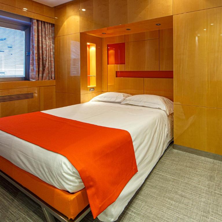 Albani Hotel Roma - Classic Double or Twin Room - 5
