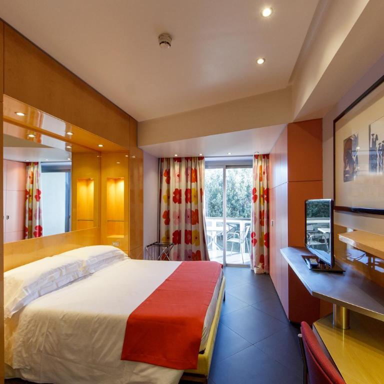 Albani Hotel Roma - Superior Double or Twin Room with Balcony - 1
