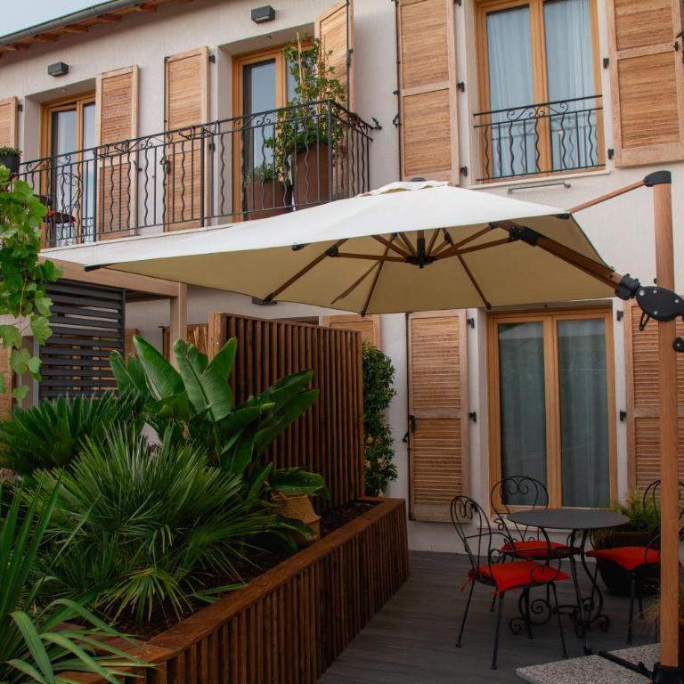 Unique Boutique Hotel Antibes Juan-les-Pins - Suite avec Terrasse - 2