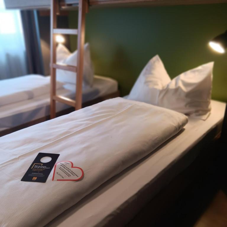 JUFA Hotel Graz Süd - Self Check-in - Triple Room - 3