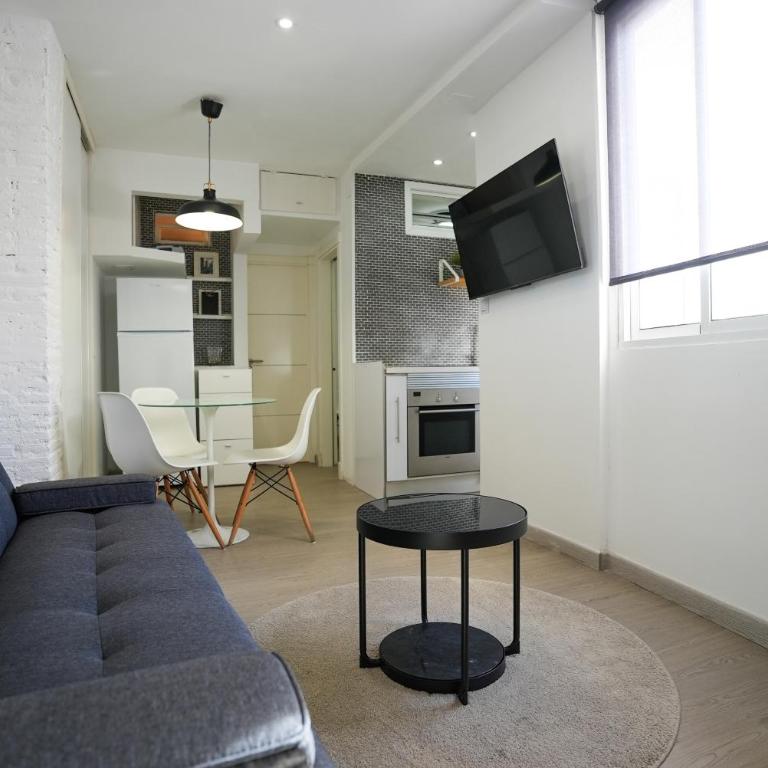 Excellent location Malaga centro historico 2 bed flat - Two-Bedroom Apartment - 8