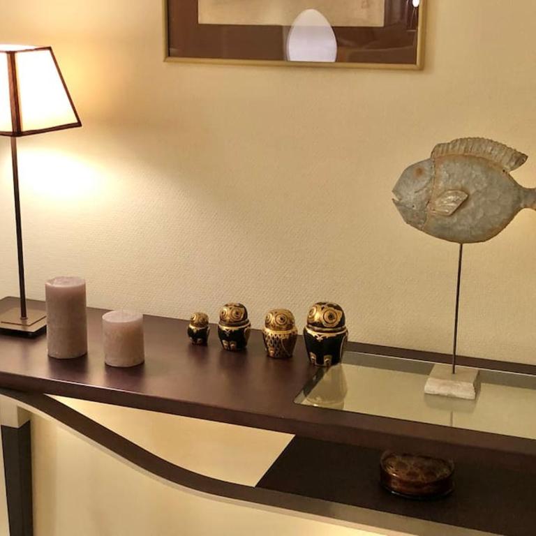 Splendide et spacieux appartement, face à la mer - Three-Bedroom Apartment - 11