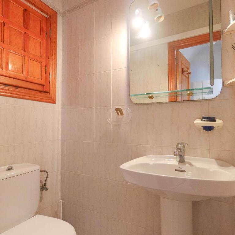 026 - Costa Hispania I - 172 - comfortHOLIDAYS - Three-Bedroom Apartment - 11